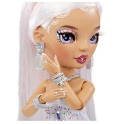 Rainbow High Holiday Edition - Roxie Grand 10 Rainbow High Holiday Edition - Roxie Grand -UNCLE PETES TOYS Sales MGA 582687 5 36577.1671680594